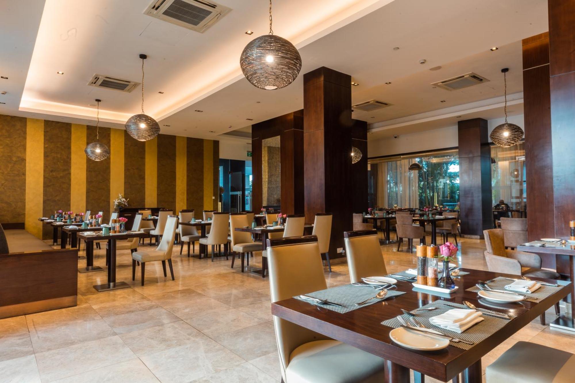 Crowne Plaza Nairobi Airport, An Ihg Hotel Ngoại thất bức ảnh