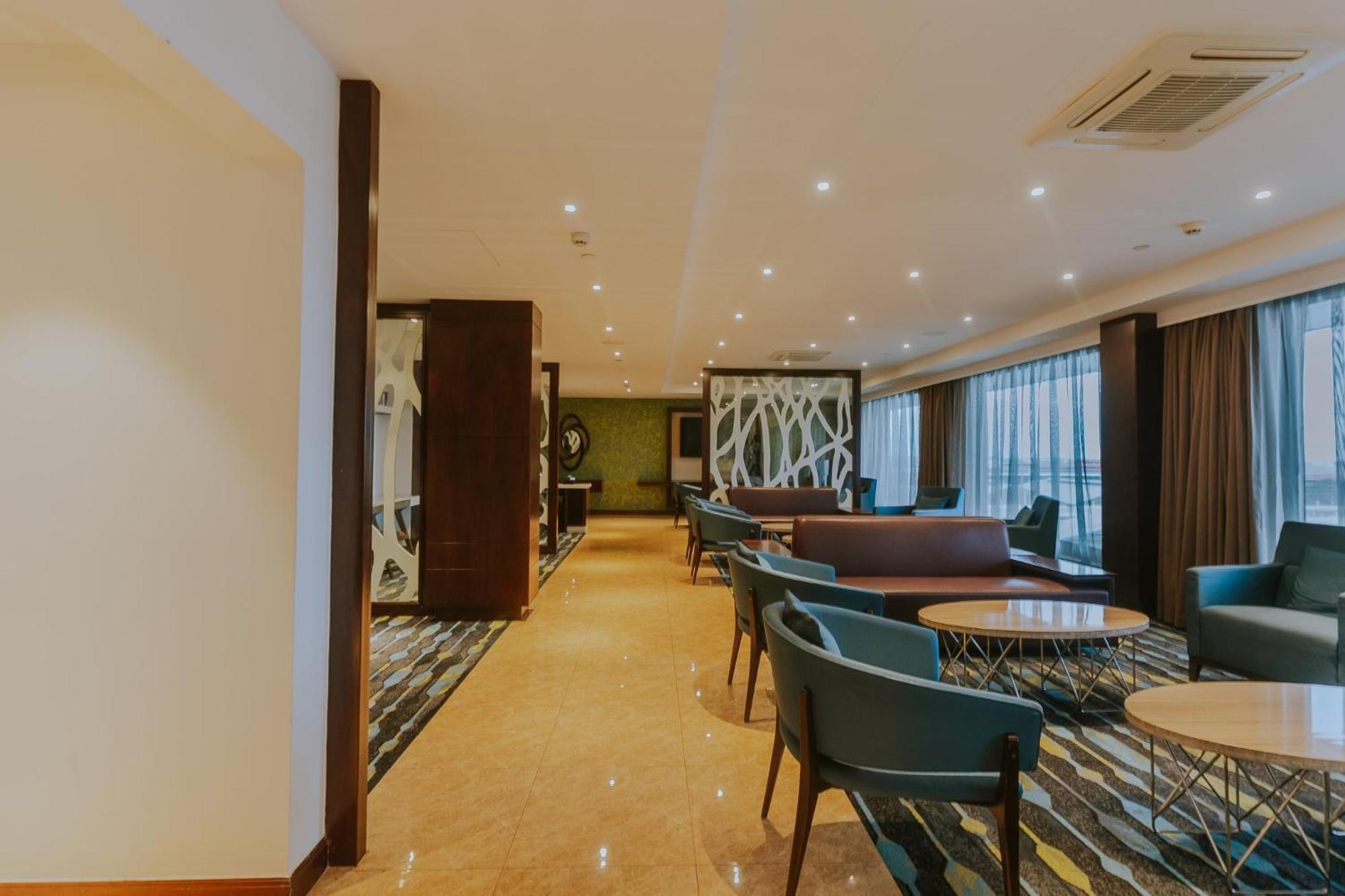 Crowne Plaza Nairobi Airport, An Ihg Hotel Ngoại thất bức ảnh